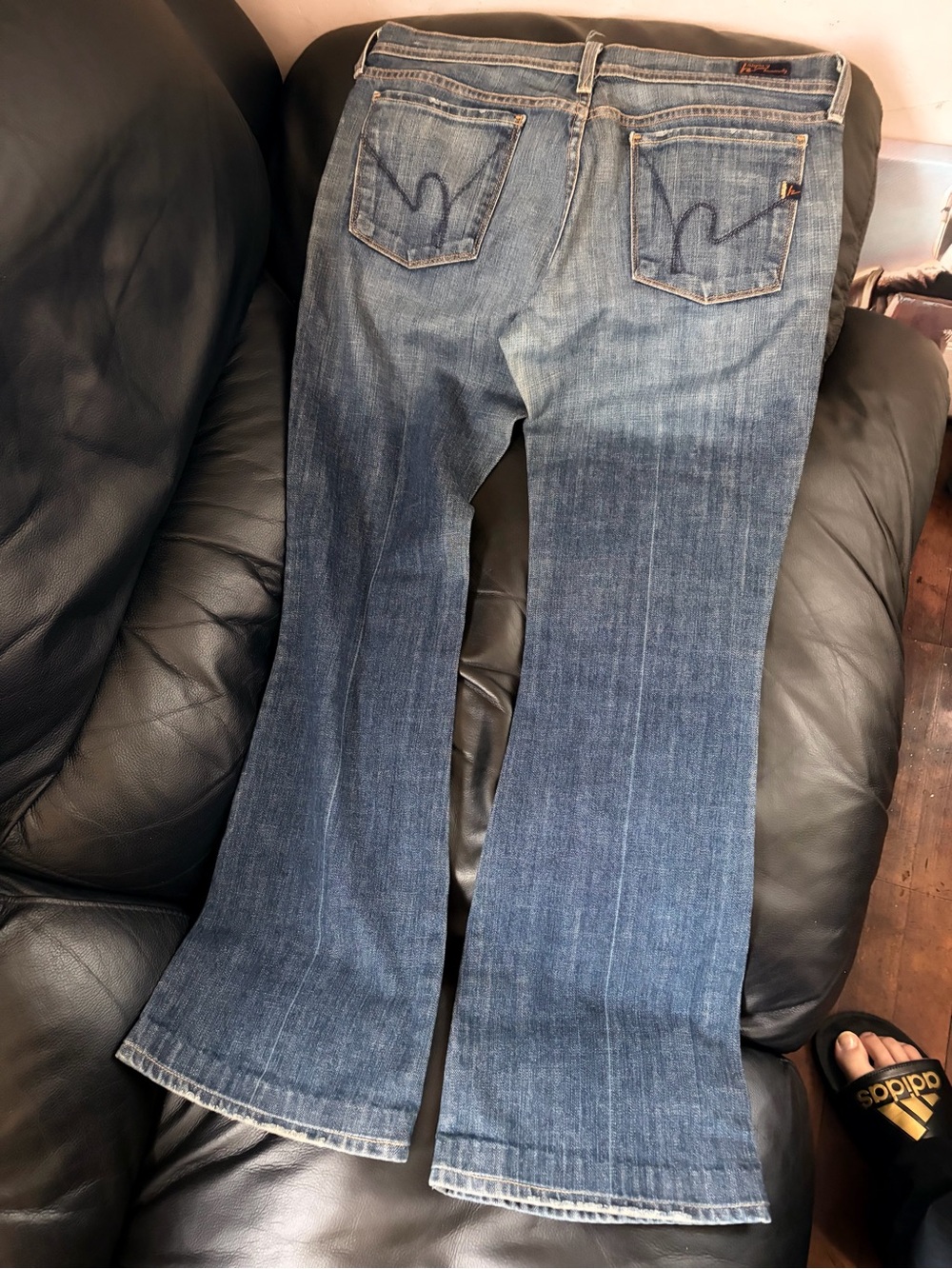 Citizens Of Humanity Blue Flare Jeans with Subtle Back Pocket Stitch
